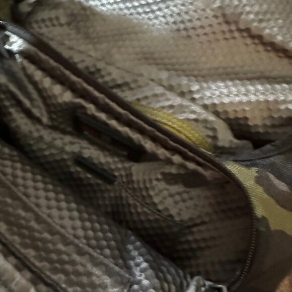 TUMI Expandable Camo  Alpha Bravo Beale Canvas Leather  - Green & Black camo - Picture 7 of 11